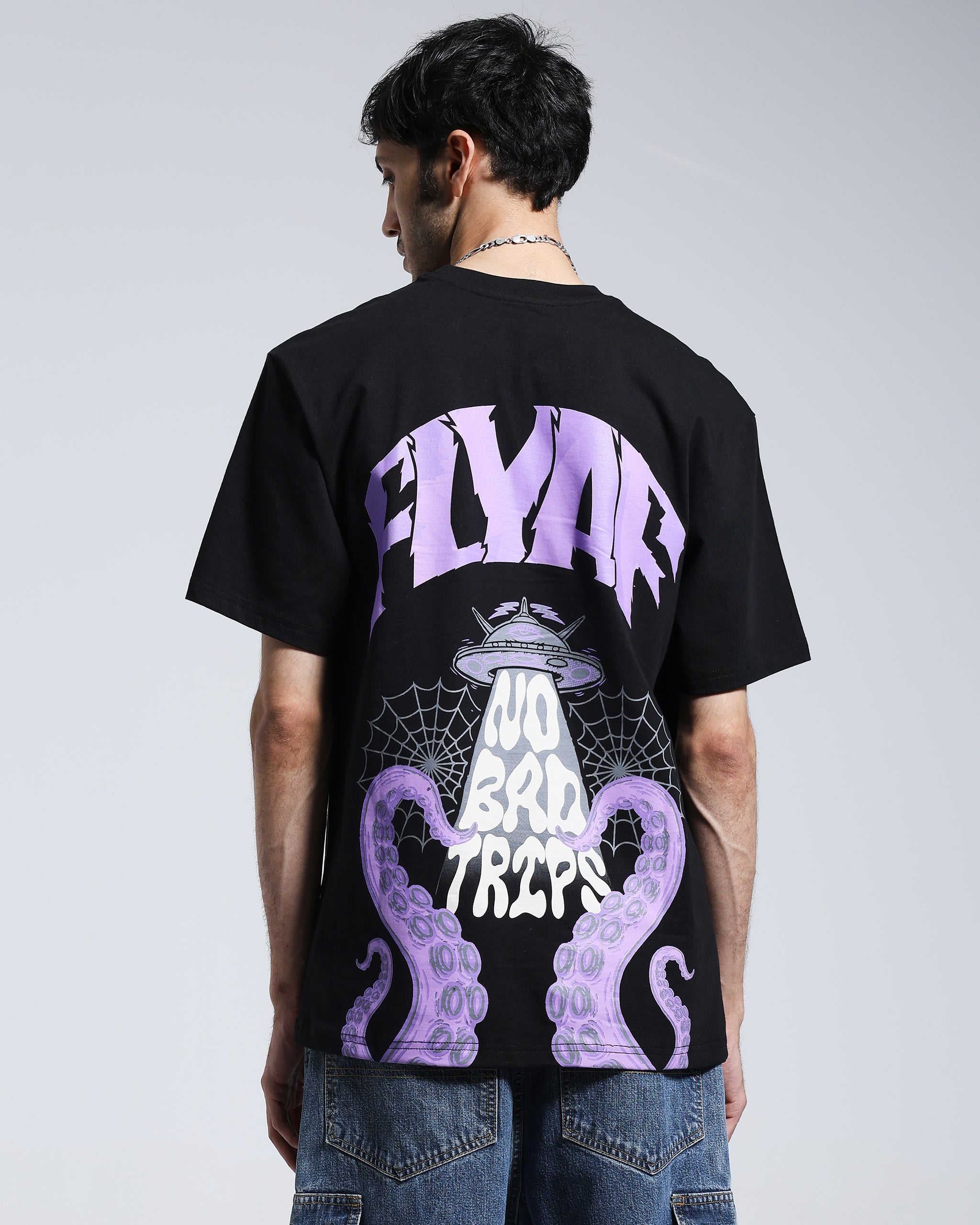 NO BAD TRIPS TEE