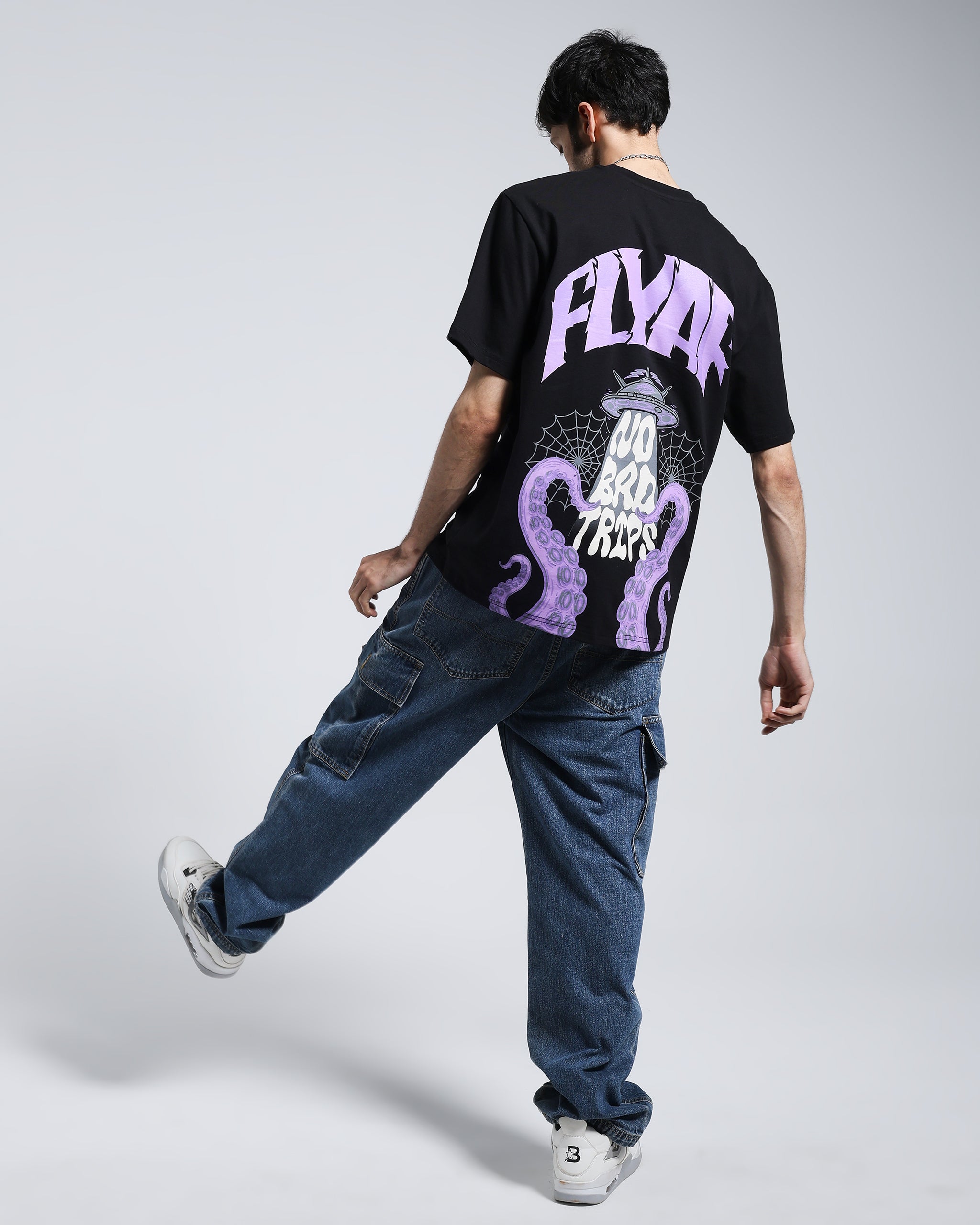 NO BAD TRIPS TEE